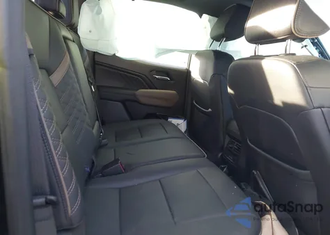 2024 GMC Canyon 4Wd Denali z USA, uszkodzony, nr VIN 1GTP6FEK8R1116659